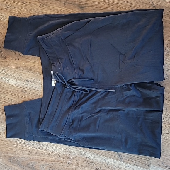 Lole Butter Lounge Pants, Size S, Black, Soft, Pockets, Cuffed Ankles - Picture 2 of 8